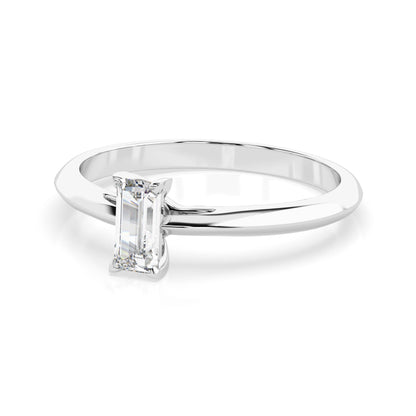 Solitaire Ring (Baguette), 0.3 ct — 101-10190(0.30)BAQ